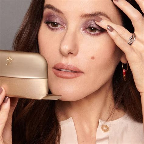 lisa eldridge makeup for photos.